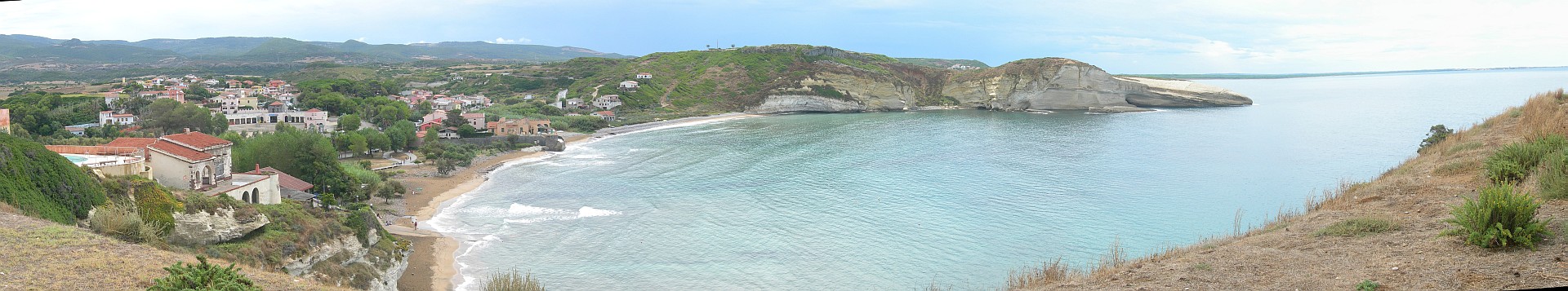 Blick auf die Bucht Santa Catarina di Piturini